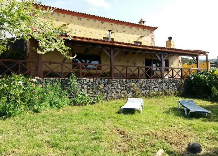 Casas Abuelos De Calderon * Icod el Alto